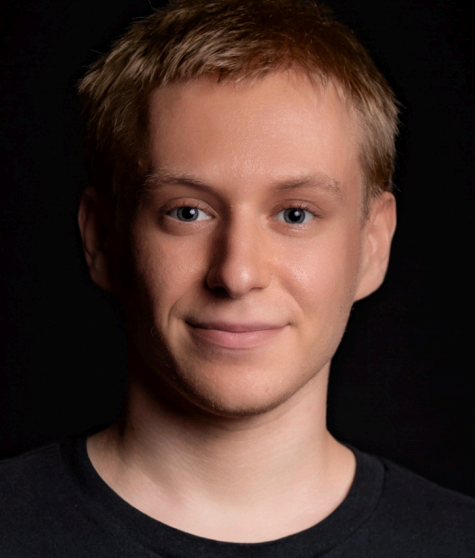 Thomas headshot